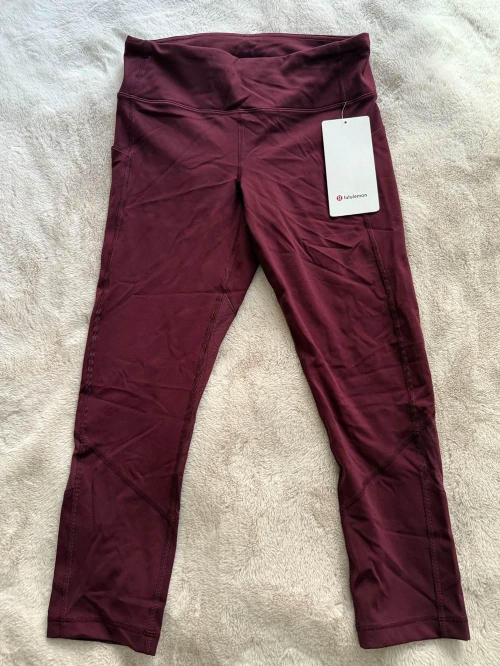 NWT Lululemon Pace Rival Crop 22” Garnet Size 6 - Picture 3 of 12